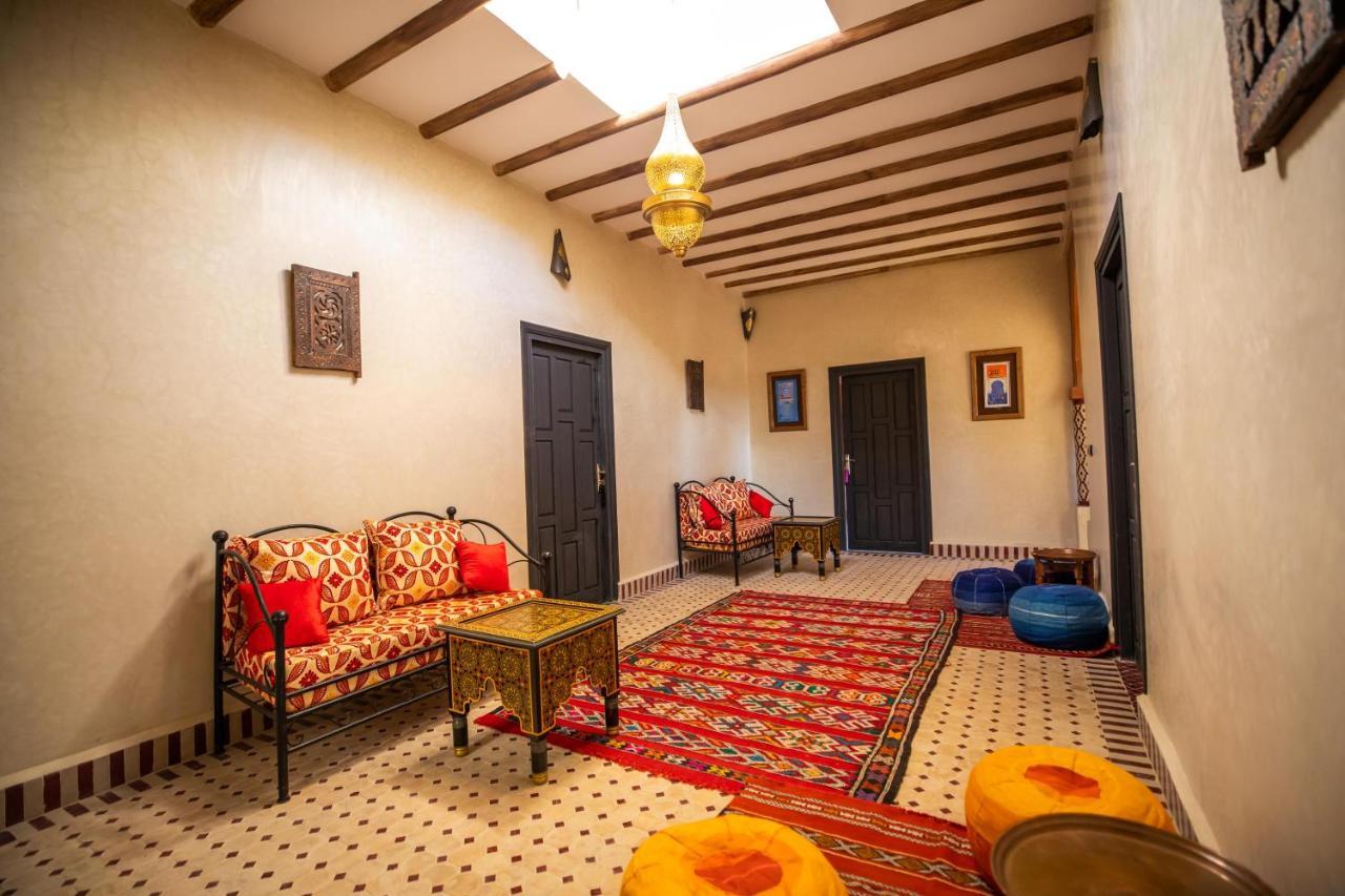 Riad Les Jardins De メルズーガ エクステリア 写真