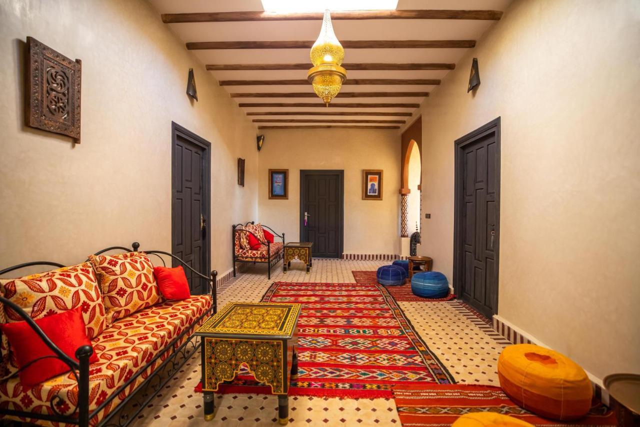 Riad Les Jardins De メルズーガ エクステリア 写真