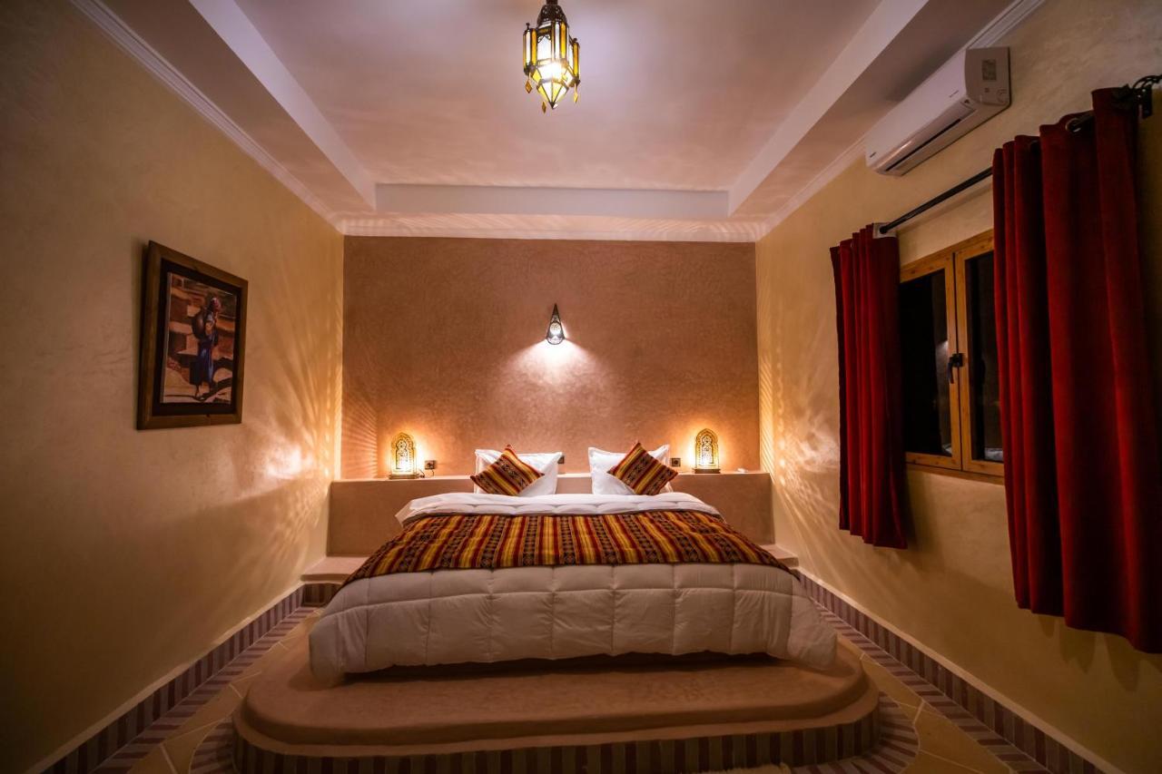 Riad Les Jardins De メルズーガ エクステリア 写真